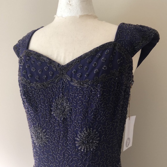 Vintage 1940s Deep Purple Wiggle Dress - Picture 2 of 6